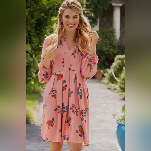 Matilda Jane Dresses & Skirts - Matilda Jane Coral Floral Long Sleeve Dress Size Med